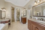 Master Suite 1 - Ensuite Bathroom